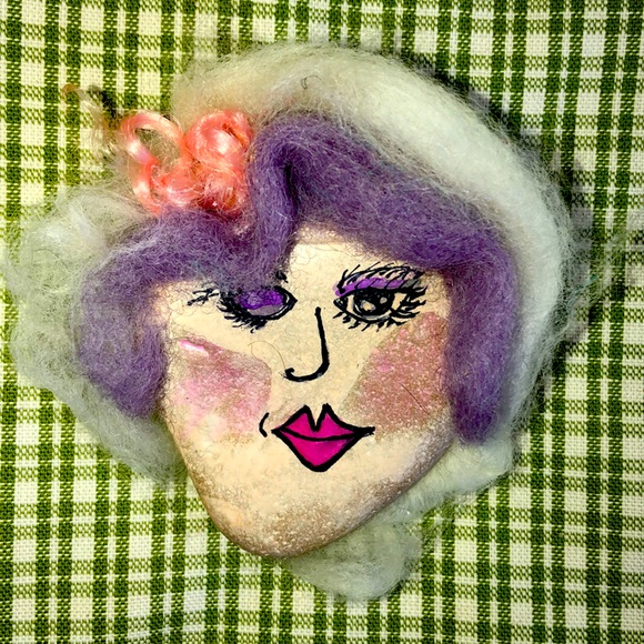 Painted Rock Face gift, wool hats and hair - Picture 2 of 6